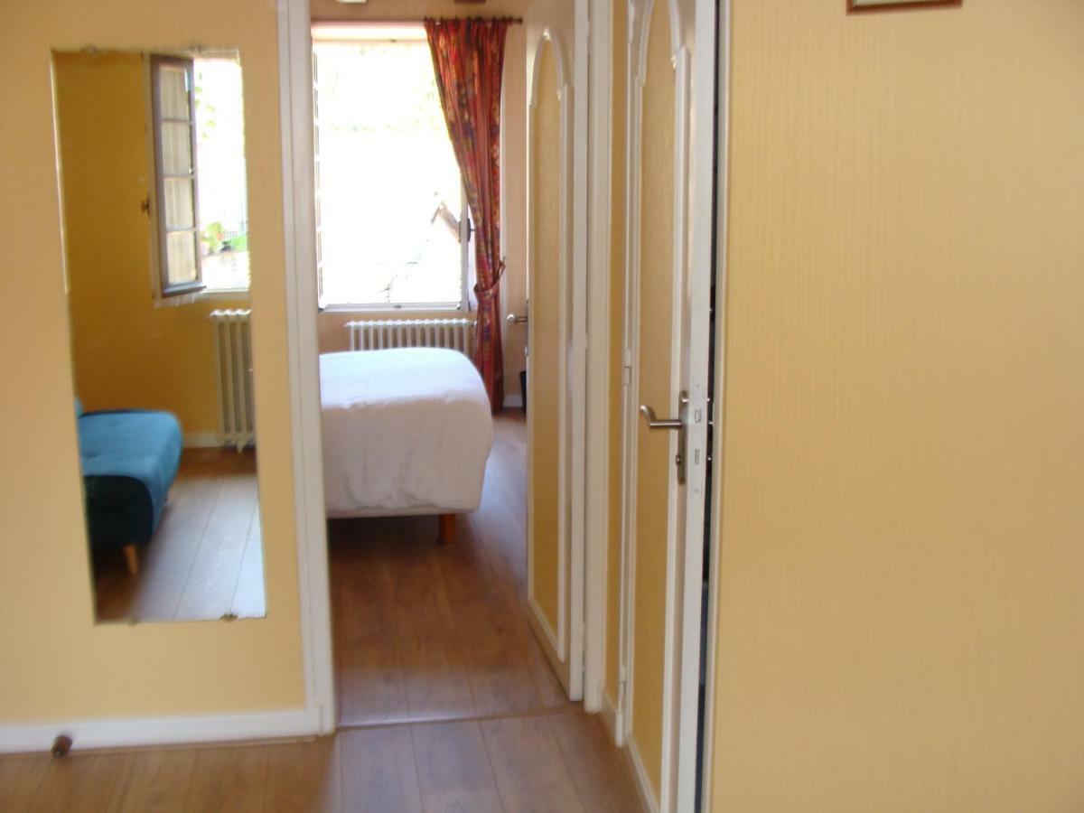 Logis La Gamade Hotel Donzenac Exterior foto