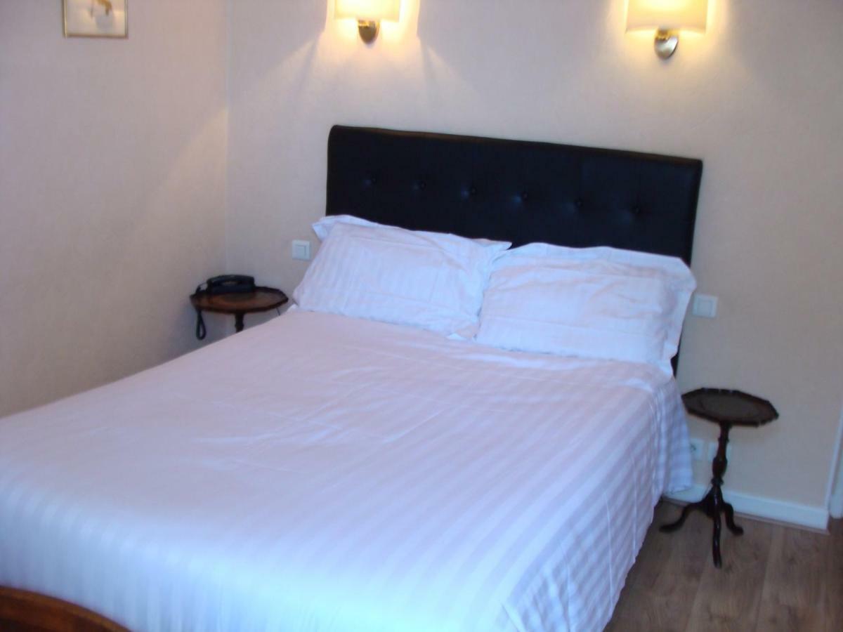 Logis La Gamade Hotel Donzenac Exterior foto